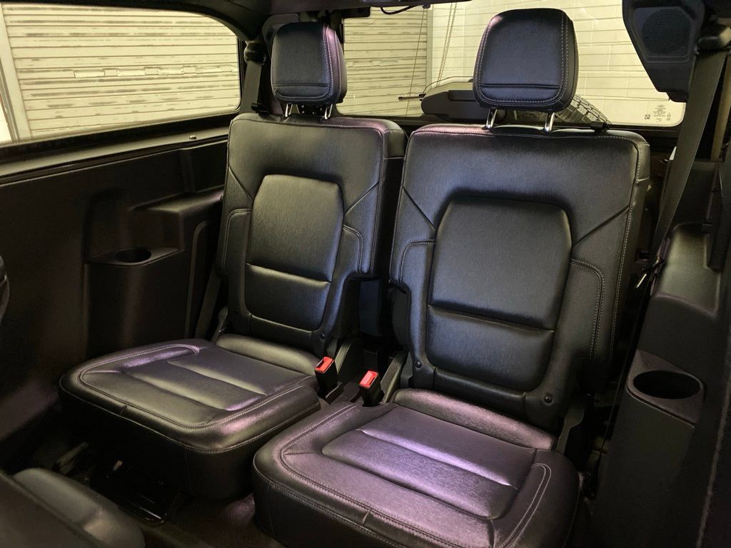 Used 2025 Ford Bronco Badlands AWD/4WD image 24