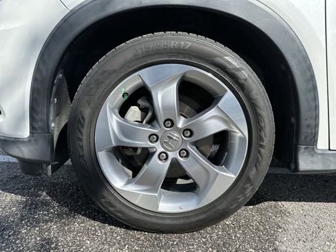 Used 2022 Honda HR-V LX image 14