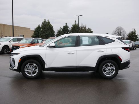 Used 2026 Hyundai Tucson SE image 4