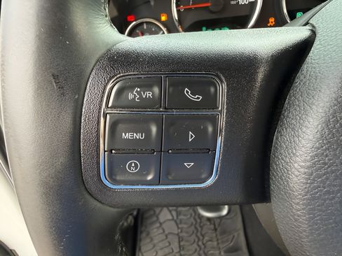 Used 2017 Jeep Wrangler Sport w/ Quick Order Package 24S AWD/4WD image 16