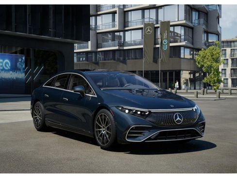 Certified 2023 Mercedes-Benz EQS 580 4MATIC Sedan image 39