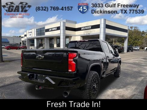 Used 2024 Chevrolet Silverado 2500 High Country w/ High Country Premium Package image 9