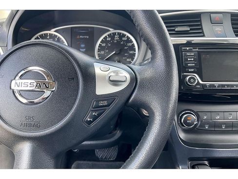 Used 2016 Nissan Sentra SR FWD image 21