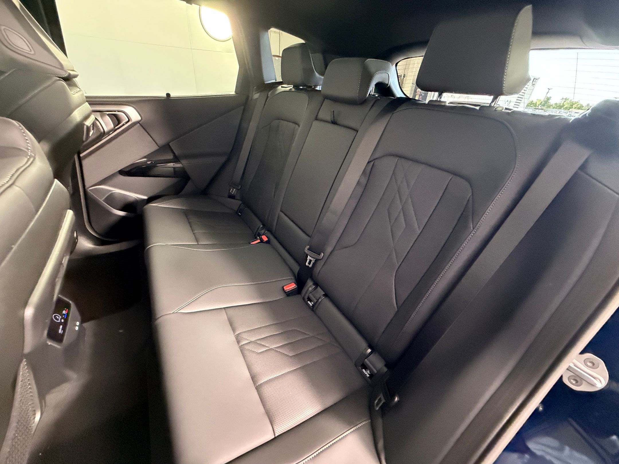 Used 2026 BMW X3 xDrive30i w/ Premium Package AWD/4WD image 14