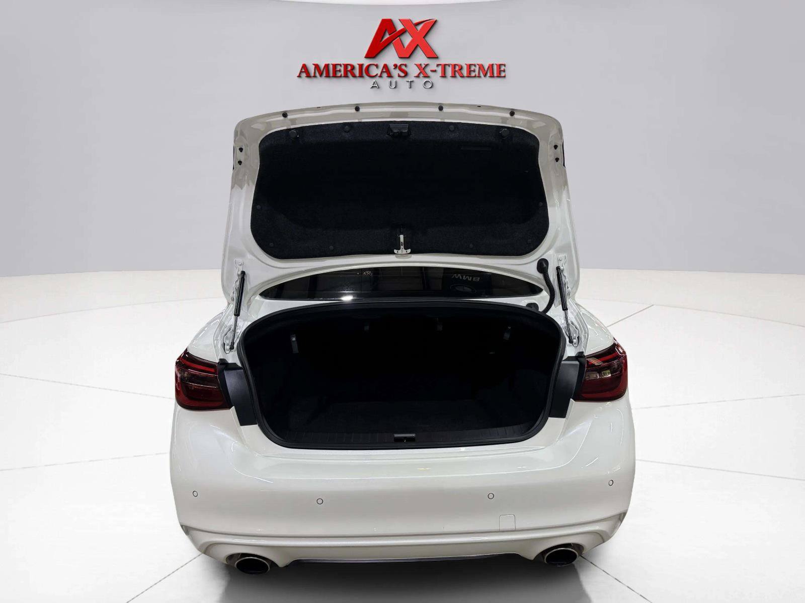 Used 2024 INFINITI Q50 Luxe w/ Cargo Package RWD image 32