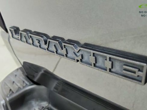 Used 2021 RAM 1500 Laramie image 17