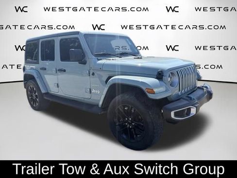 Used 2023 Jeep Wrangler Unlimited Sahara AWD/4WD image 4