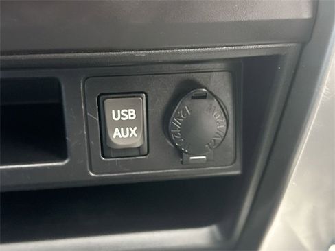 Used 2018 Toyota 4Runner SR5 Premium image 37