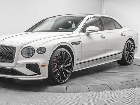 New 2025 Bentley Flying Spur Plug-In Hybrid image 8