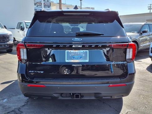 New 2026 Ford Explorer Active image 3