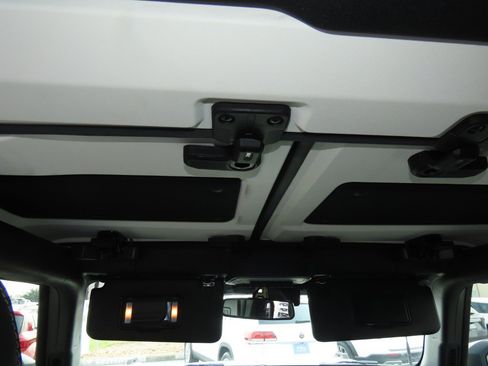 Certified 2025 Ford Bronco Badlands image 22