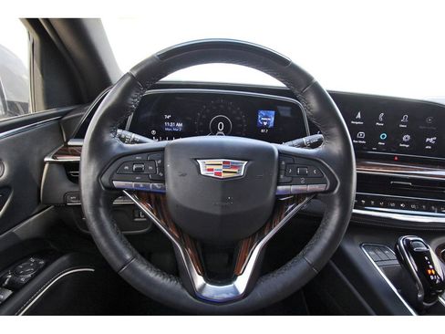 Certified 2024 Cadillac Escalade ESV Premium Luxury image 9