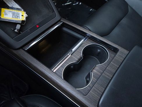 Used 2023 Tesla Model S image 21