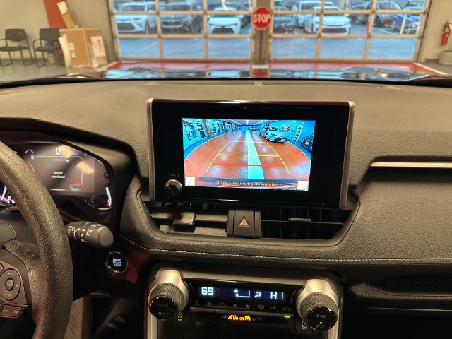 Certified 2025 Toyota RAV4 XLE AWD/4WD image 22