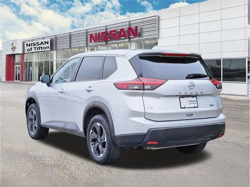 Certified 2024 Nissan Rogue SV image 6