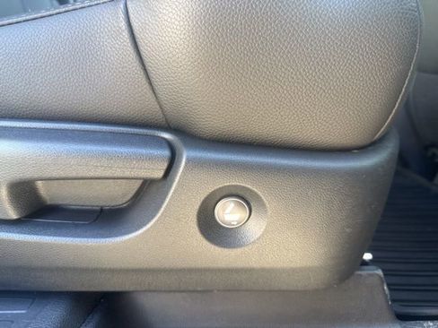 Used 2022 Honda Pilot Special Edition image 44