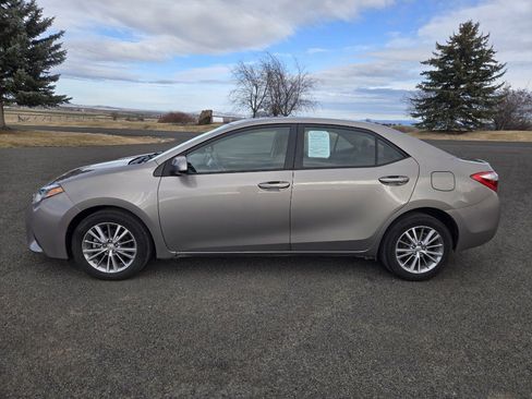 Used 2014 Toyota Corolla LE image 8