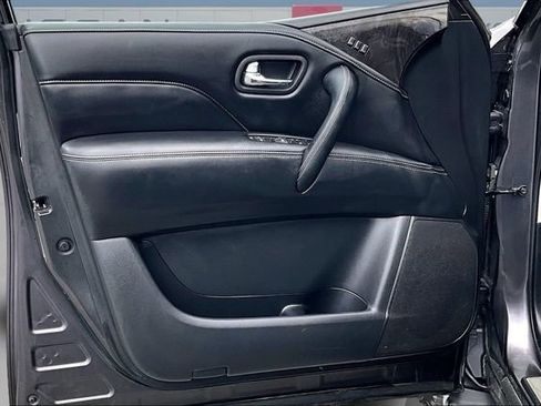 Used 2024 INFINITI QX80 Luxe image 17