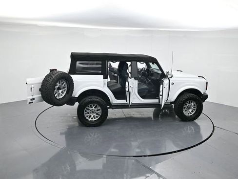 Used 2022 Ford Bronco Outer Banks image 42