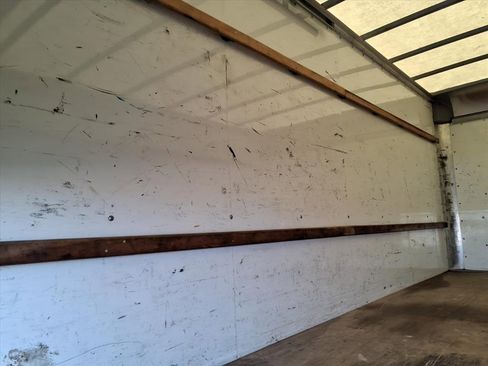 Used 2021 GMC Savana 3500 Extended w/ Power Convenience Package image 15