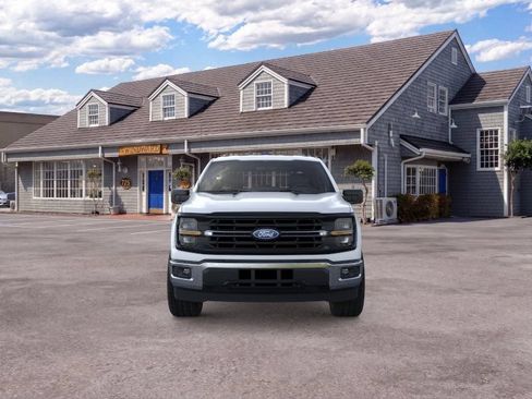 Used 2025 Ford F150 XLT w/ Equipment Group 301A Standard RWD image 6