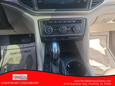 Used 2021 Volkswagen Atlas SE w/ Panoramic Sunroof Package FWD image 17