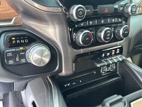 Used 2019 RAM 1500 Limited image 18