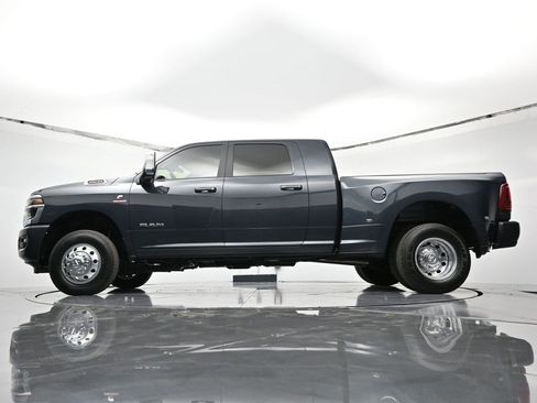New 2026 RAM 3500 Laramie w/ Max Tow Package image 57