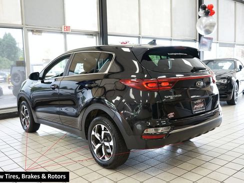 Used 2020 Kia Sportage LX AWD/4WD image 4