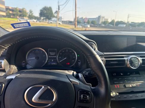 Used 2020 Lexus RC 350 w/ Premium Package RWD image 14