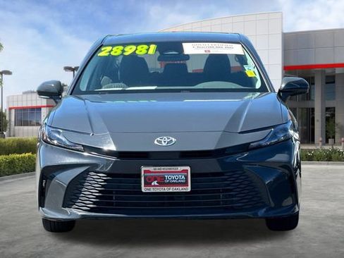 Used 2025 Toyota Camry LE FWD image 11