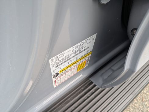 New 2026 Ford Expedition Active image 40