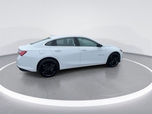 Used 2024 Chevrolet Malibu LT image 9