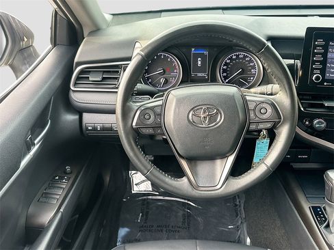 Used 2023 Toyota Camry SE image 20
