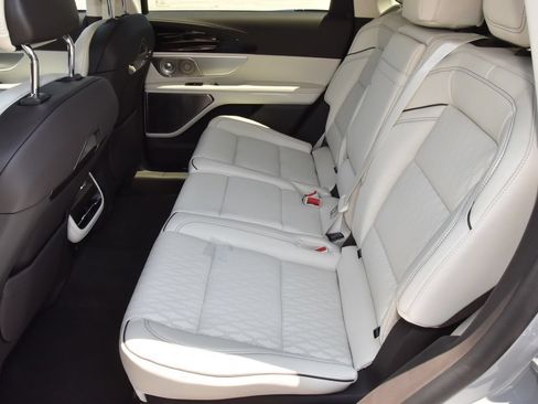 New 2026 Lincoln Nautilus Black Label w/ Jet Appearance Package AWD/4WD image 13