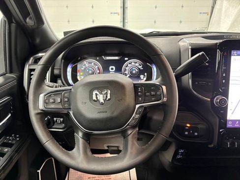 Used 2026 RAM 2500 Laramie AWD/4WD image 18
