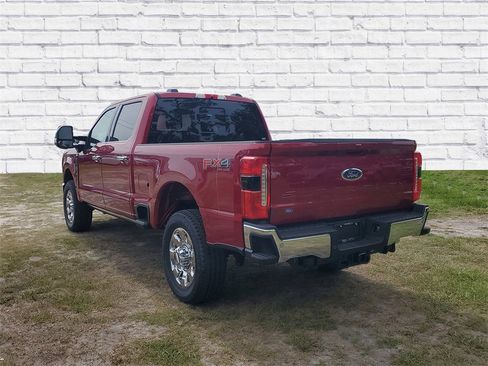 New 2025 Ford F250 Lariat w/ Lariat Ultimate Package image 3