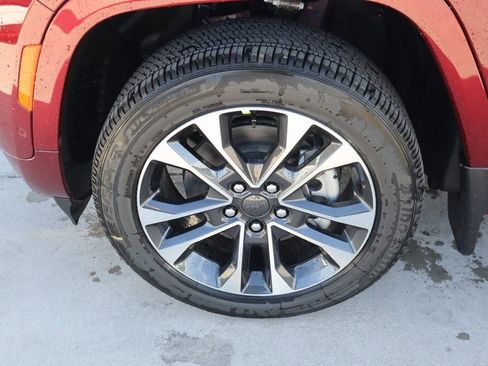 New 2025 Jeep Grand Cherokee L Overland w/ Luxury Tech Group IV image 20