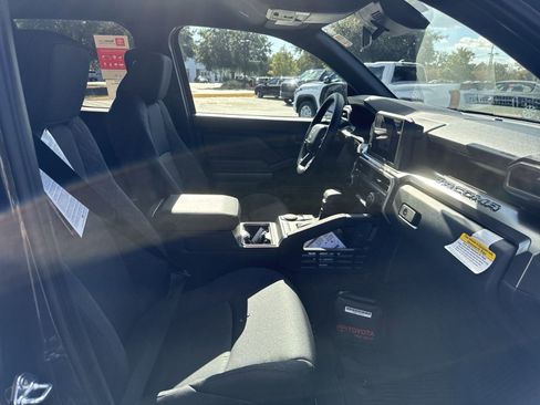 New 2024 Toyota Tacoma 2WD Double Cab image 31