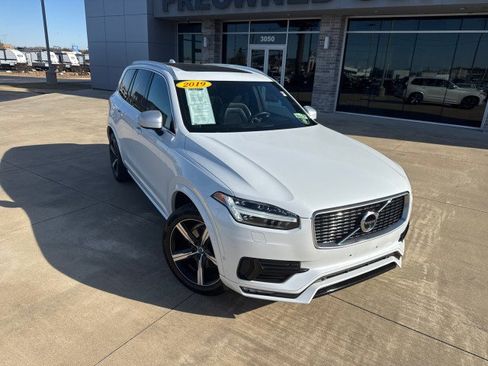 Used 2019 Volvo XC90 T6 R-Design w/ Advanced Package image 3