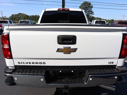 Used 2017 Chevrolet Silverado 2500 LTZ w/ Duramax Plus Package AWD/4WD image 8