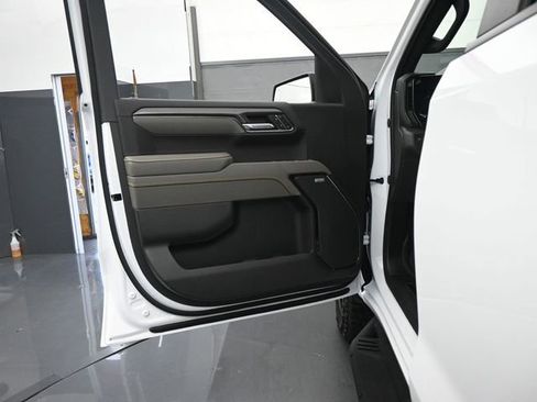 New 2026 Chevrolet Silverado 1500 ZR2 w/ Dark Appearance Package image 9