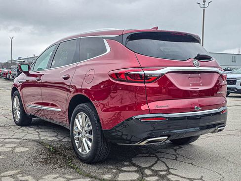 Used 2019 Buick Enclave Essence FWD image 4