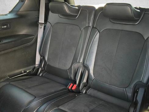 Used 2021 Jeep Grand Cherokee L Laredo image 20