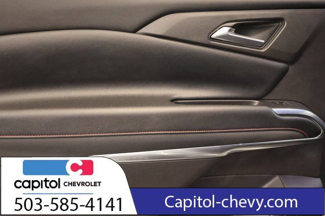 Used 2025 Chevrolet Traverse Z71 AWD/4WD image 31