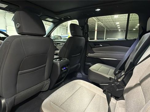 New 2026 Chevrolet Traverse LT w/ Sun and Wheel Package image 14