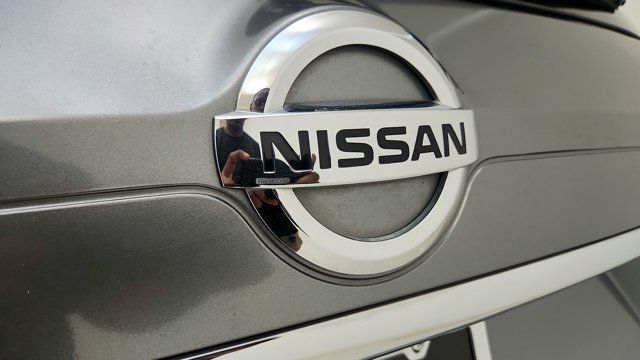 Used 2015 Nissan Rogue S FWD image 32