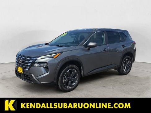 Used 2024 Nissan Rogue SV AWD/4WD image 1