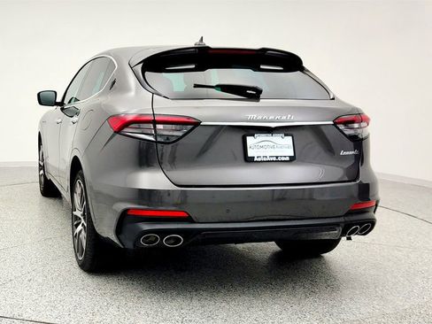 Used 2022 Maserati Levante Modena image 6