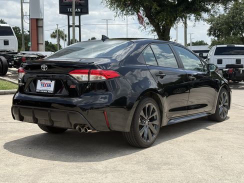 Used 2025 Toyota Corolla SE FWD image 5